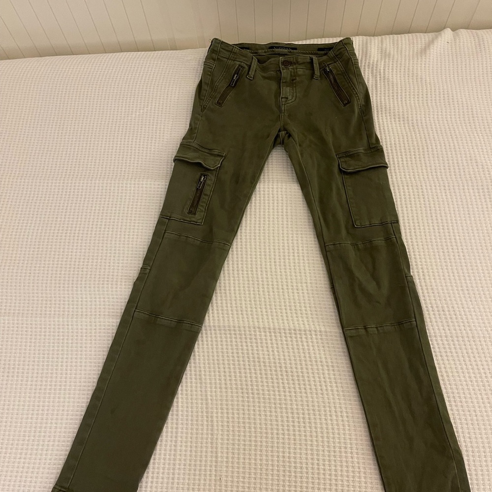 Vigoss green cargo low rise skinny jeans size 24